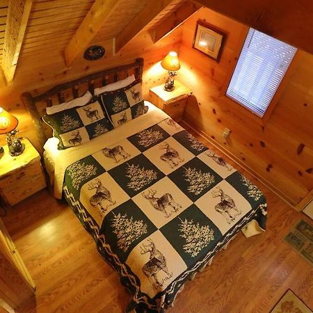 Cozy Cabin W/ Fireplace 3 Minutes To Helen! #2. Exteriör bild